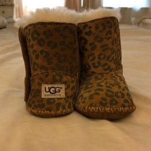 UGG boots Infant size 2/3